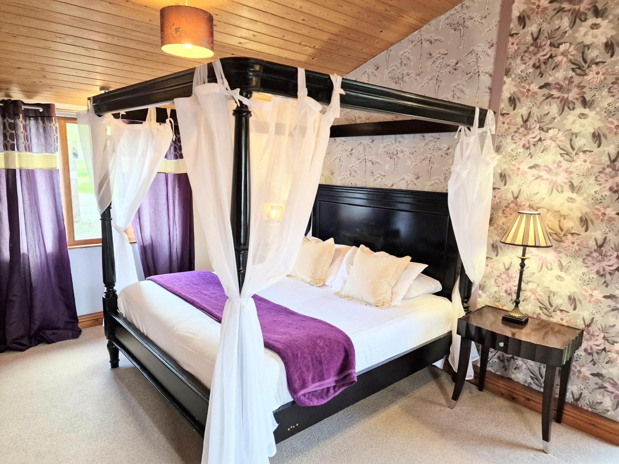 KeltyOchil 8 With Private Hot Tub - Fife - Loch Leven - Lomond Hills别墅 外观 照片
