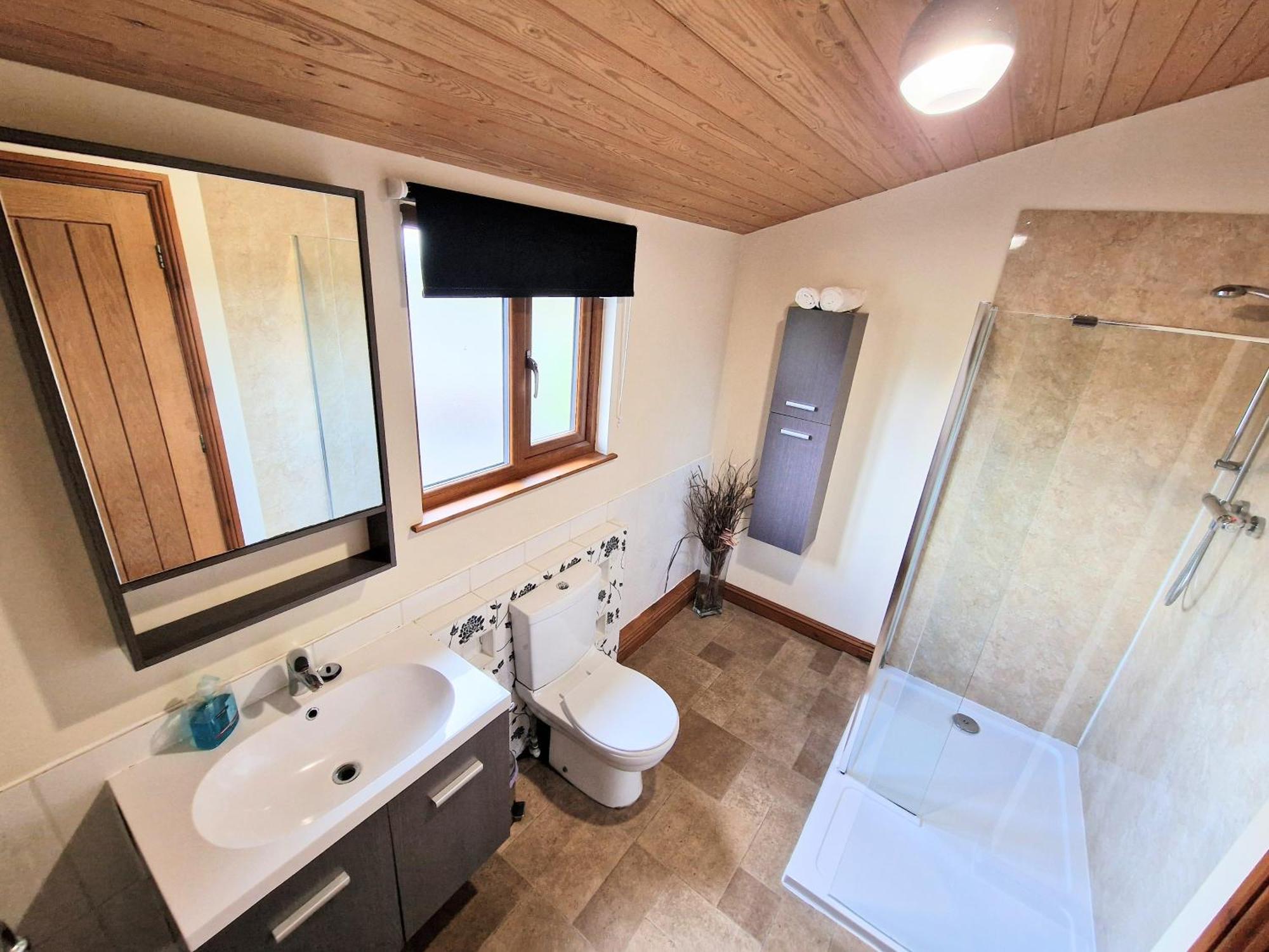 KeltyOchil 8 With Private Hot Tub - Fife - Loch Leven - Lomond Hills别墅 外观 照片